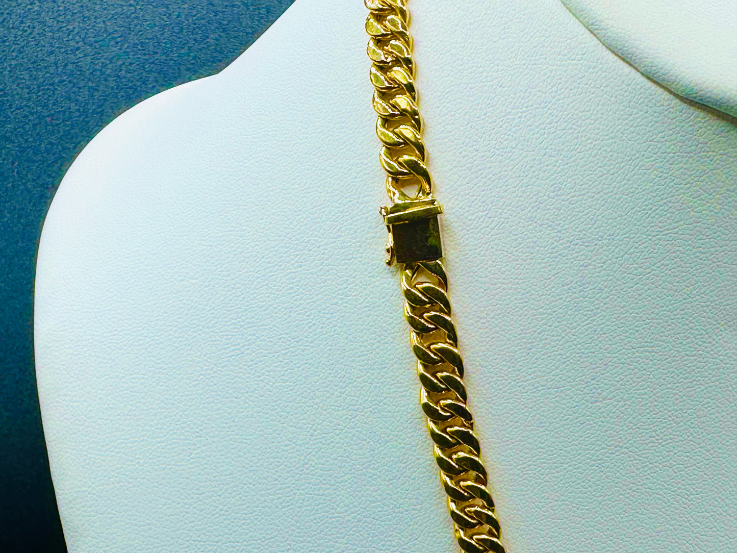 18K Gold Cuban Chainlink